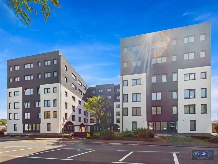 1 Bedroom Flat To Rent In Progressive Close, Heather Court, DA14