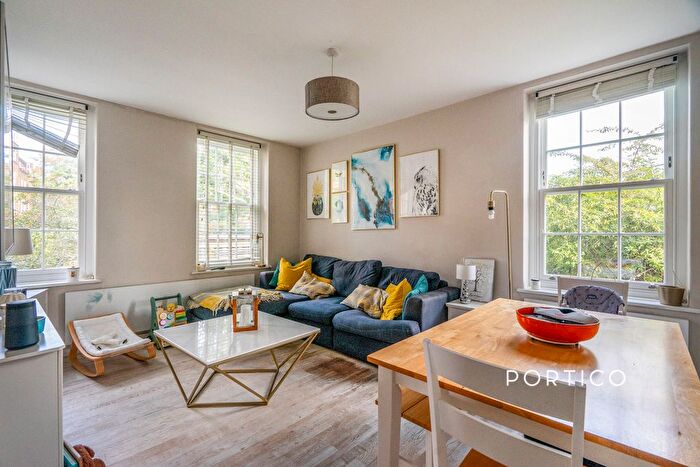 1 Bedroom Flat To Rent In Winfield House, Vicarage Crescent, SW11