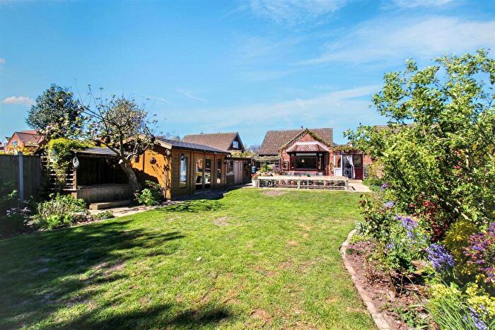 4 Bedroom Detached House For Sale In The Street, Lessingham, NR12