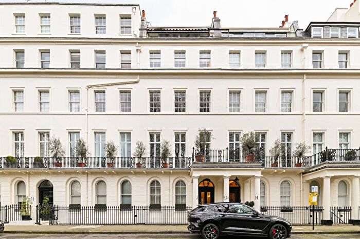 2 Bedroom Flat For Sale In Eaton Square, London, SW1W