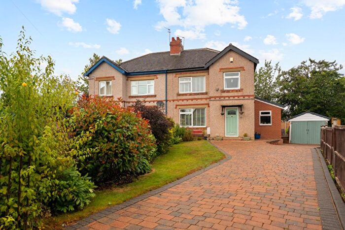 3 Bedroom Property For Sale In Lyndon Crescent, Bramham, Wetherby, LS23