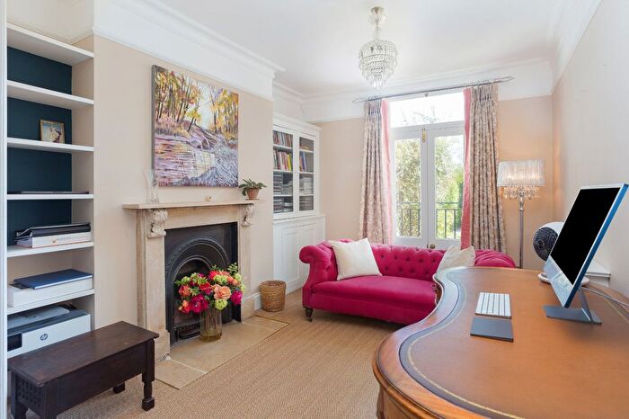 3 Bedroom Terraced House For Sale In Keynsham Road, Cheltenham, Gloucestershire, GL53