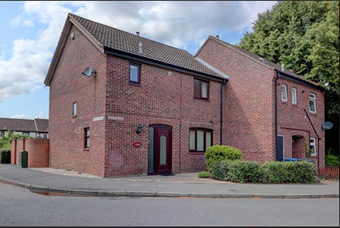 3 Bedroom House To Rent In Sedman Walk, NR5