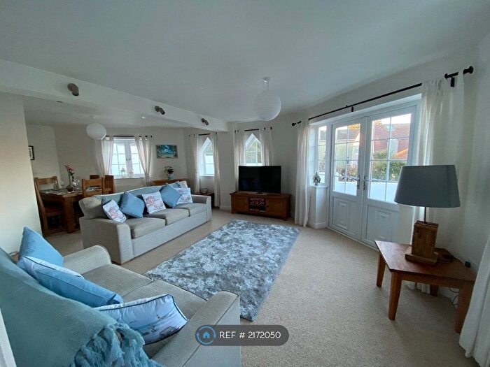 2 Bedroom Detached House To Rent In Marldon Road, Paignton, TQ3