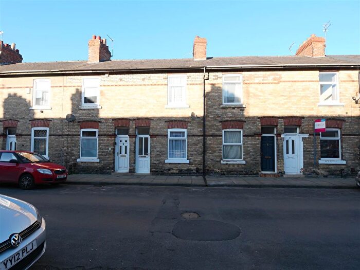 2 Bedroom Terraced House For Sale In Horner Street, York, YO30