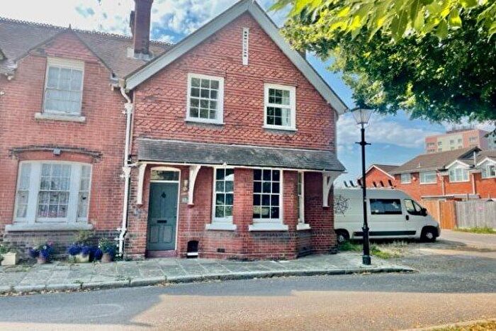 3 Bedroom Property To Rent In Halliday Close, Gosport, PO12