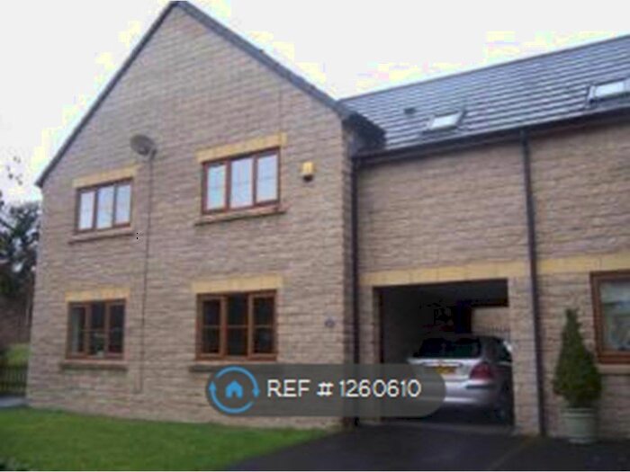 3 Bedroom Semi-Detached House To Rent In Salisbury Avenue, Preston PR2