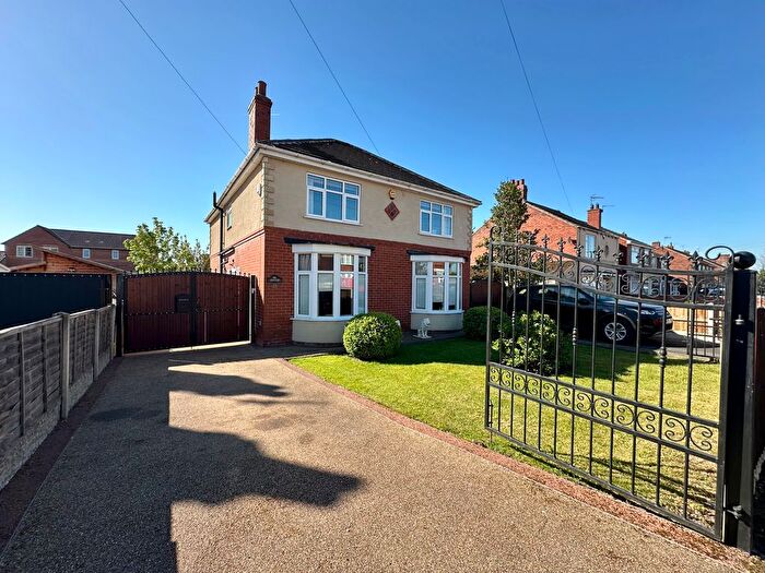 5 Bedroom Detached House For Sale In Oldfield Lane, Doncaster, DN7