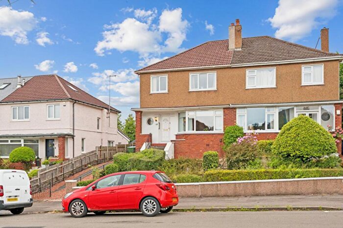 3 Bedroom Semi-Detached House For Sale In Whittingehame Drive, Kelvinside, Glasgow, G12