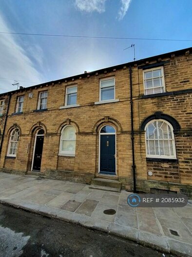 1 Bedroom Terraced House To Rent In Caroline Street, Saltaire, BD18