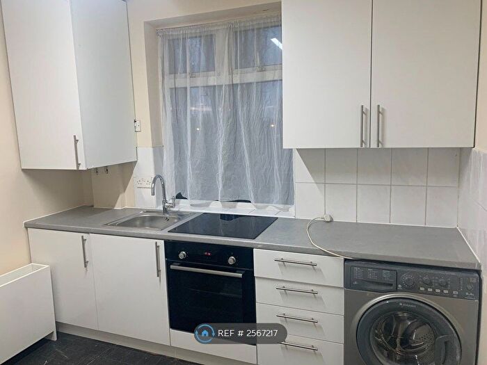1 Bedroom Studio To Rent In Kent Road, Dagenham, RM10