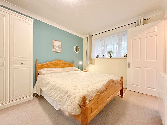 1 Bedroom Flat For Sale In Bolton Street, Brixham, TQ5