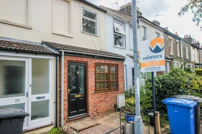 3 Bedroom Terraced House To Rent In Connaught Road, Norwich, NR2