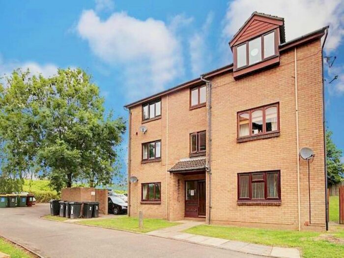 1 Bedroom Flat To Rent In Collingwood Avenue, Newport, NP19