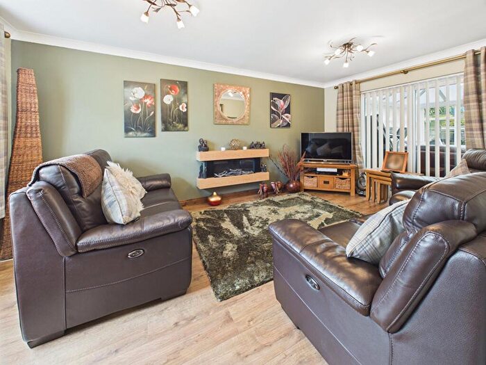 2 Bedroom Detached Bungalow For Sale In Flint Way, Friday Bridge, Wisbech, PE14
