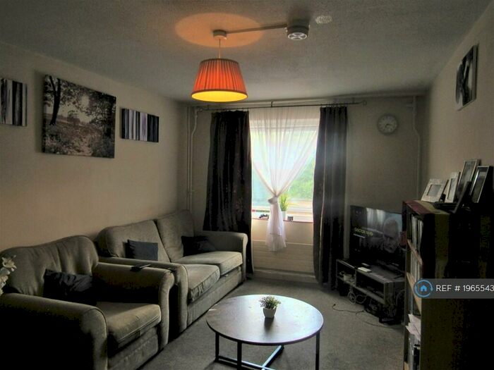 1 Bedroom Flat To Rent In Granby Court, Bletchley, Milton Keynes, MK1