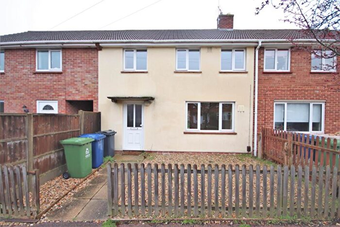 3 Bedroom House To Rent In Spalding Way, Cambridge, CB1