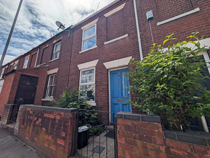 2 Bedroom Terraced House To Rent In King Street, Norwich, Norfolk, NR1