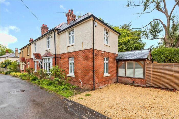 3 Bedroom Terraced House To Rent In Mount Pleasant, Kings Worthy, Winchester, Hampshire, SO23