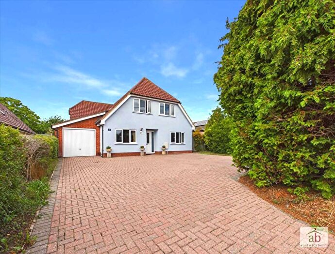 6 Bedroom Detached House For Sale In Bell Lane, Kesgrave, IP5
