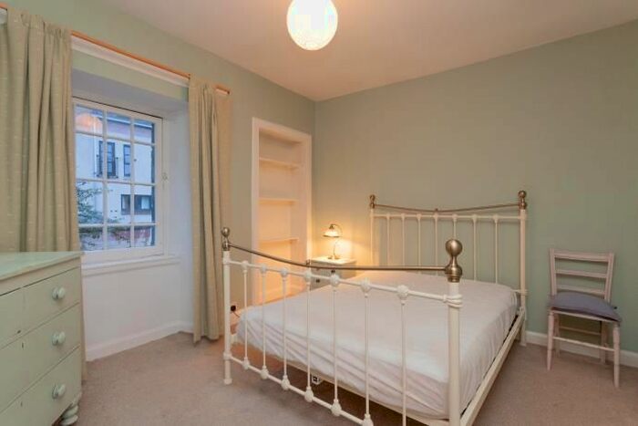 1 Bedroom Flat To Rent In St Stephen Place, Stockbridge, Edinburgh, EH3