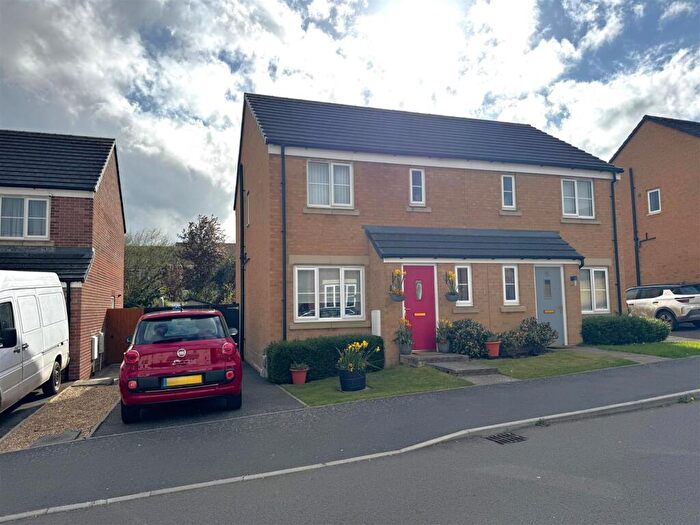 3 Bedroom Semi Detached House For Sale In Foley Road, Newent, GL18