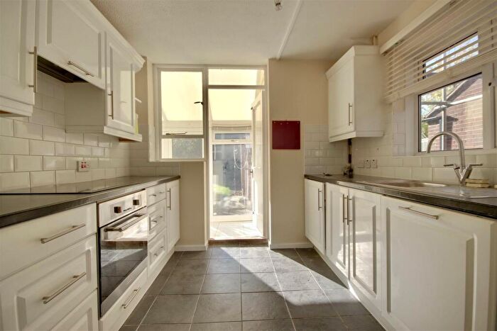 3 Bedroom House To Rent In Court Close, Drayton, PO6