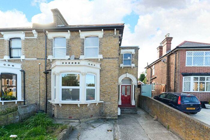 2 Bedroom Apartment To Rent In Venner Road, Sydenham, London, SE26