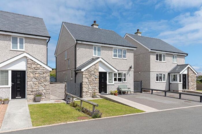 3 Bedroom Detached House For Sale In Llwyn Helyg, Amlwch, Isle Of Anglesey, LL68