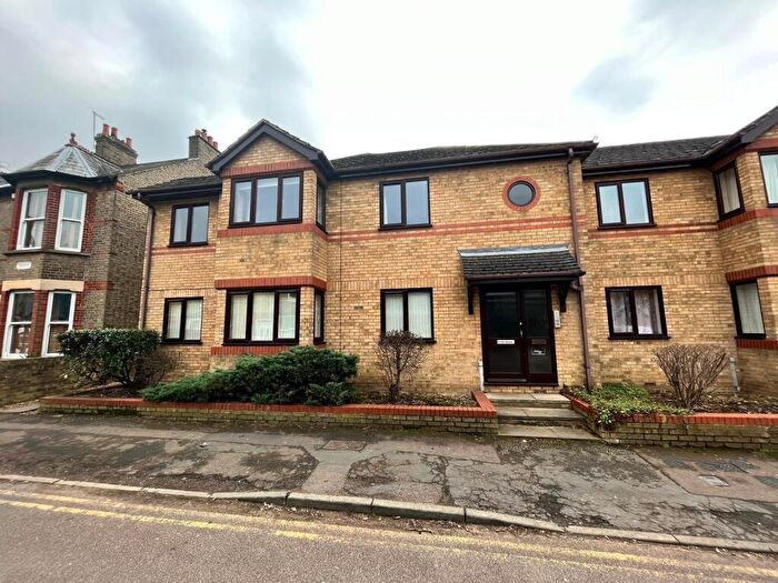 2 Bedroom Apartment To Rent In St. Neots, PE19