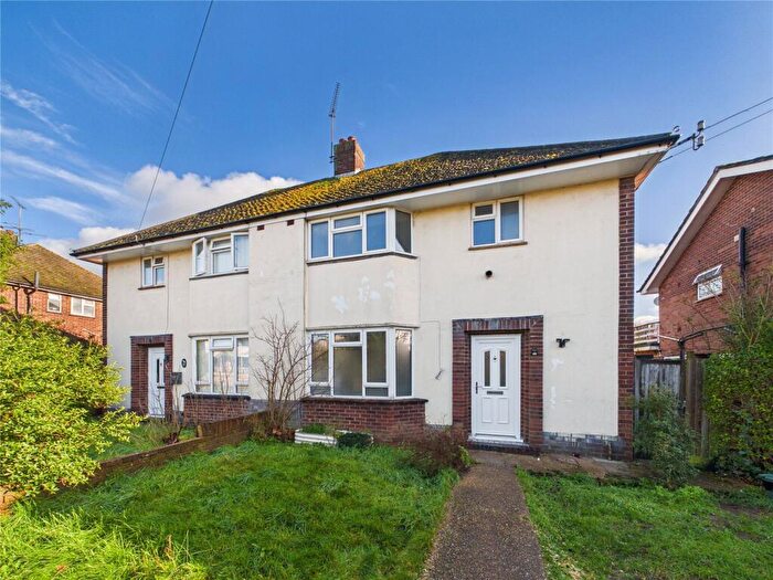 3 Bedroom Semi-Detached House To Rent In Beachs Drive, Chelmsford, Essex, CM1