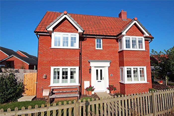 3 Bedroom Detached House For Sale In Mabry Way, Seaton, Devon, EX12