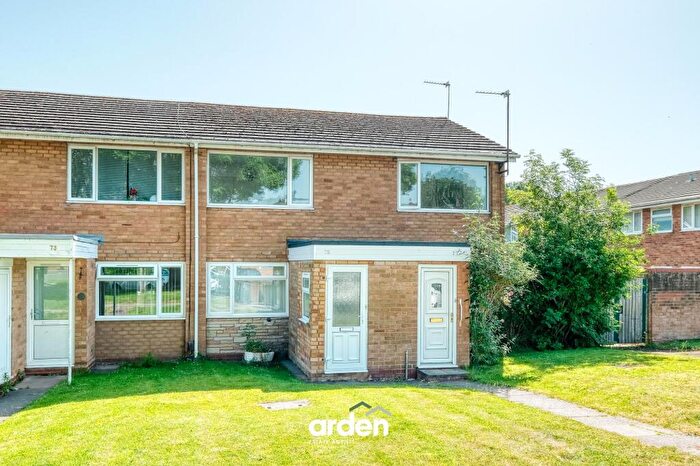 2 Bedroom Maisonette For Sale In Nethercote Gardens, Shirley, B90