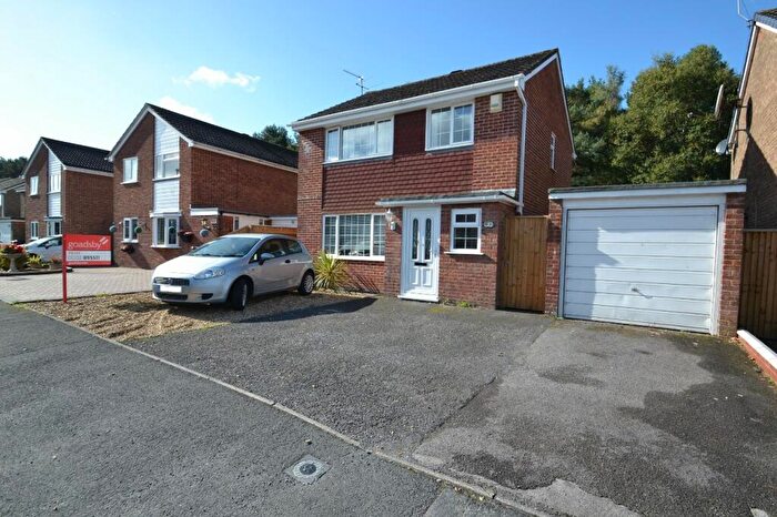 3 Bedroom Detached House To Rent In West Parley, BH22