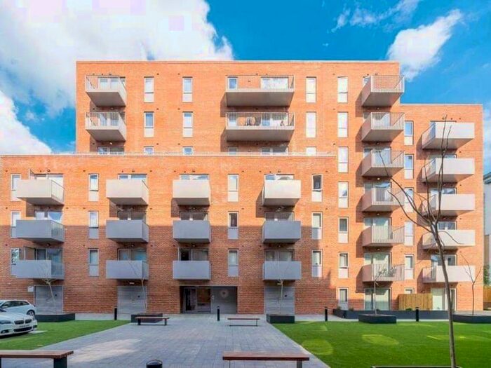 1 Bedroom Flat To Rent In The Metal Works, SL2