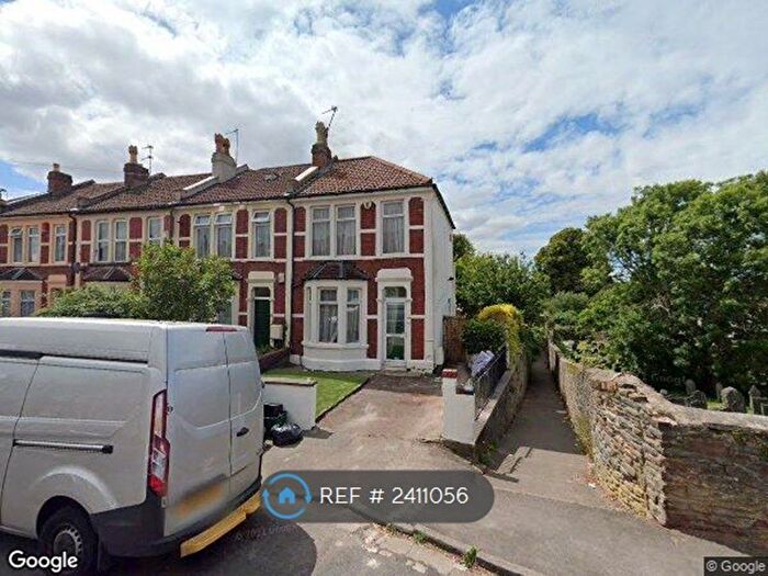2 Bedroom End Of Terrace House To Rent In Oakdene Avenue, Bristol, BS5