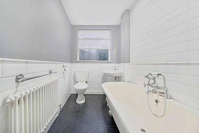 3 Bedroom Terraced House For Sale In Montpelier Gardens, London, E6