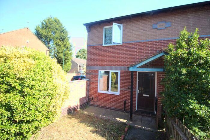 2 Bedroom Terraced House To Rent In Berridge Road, Hyson Green, NG7