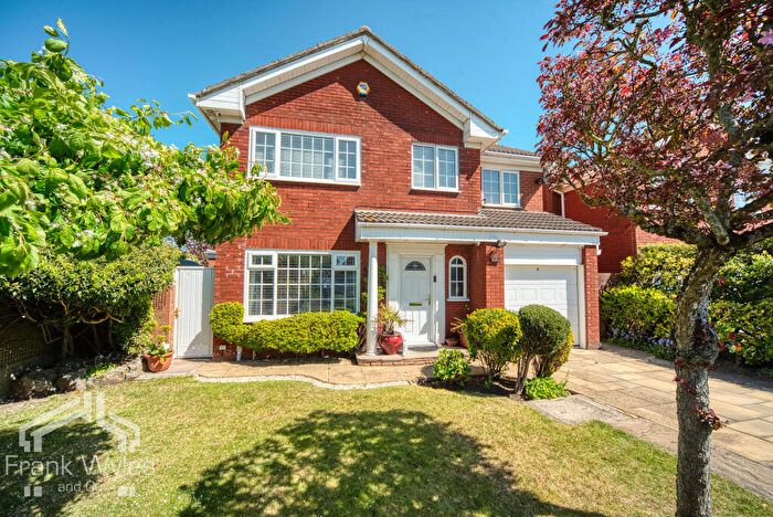 5 Bedroom Detached House For Sale In Arnside Avenue, Lytham St. Annes, Lancashire, FY8