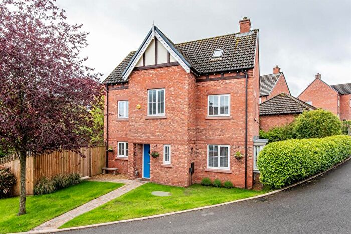 4 Bedroom Detached House For Sale In Peel Tower Close, Chorley, PR7