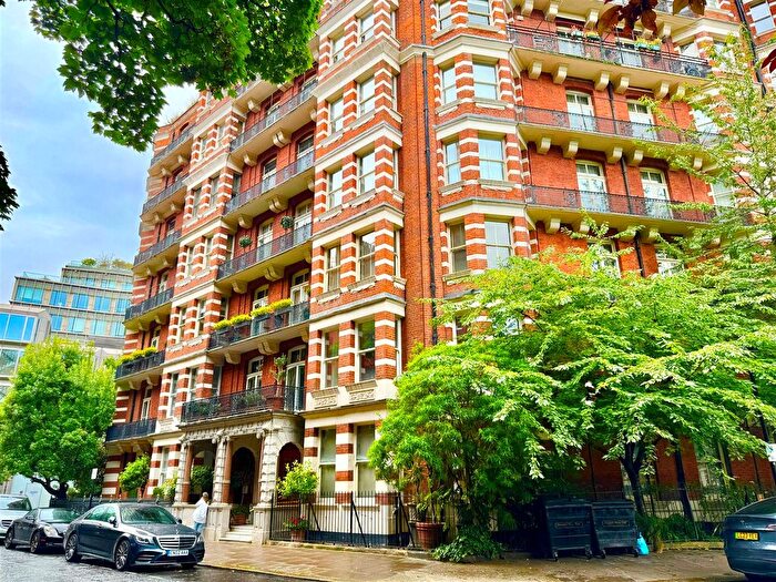 3 Bedroom Flat To Rent In Ashley Gardens, Thirleby Road, London, SW1P