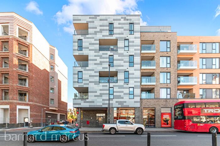 2 Bedroom Flat For Sale In High Street, Sutton, SM1
