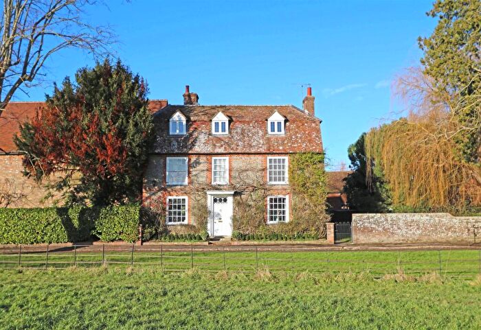 6 Bedroom House For Sale In Lashlake, Thame, OX9