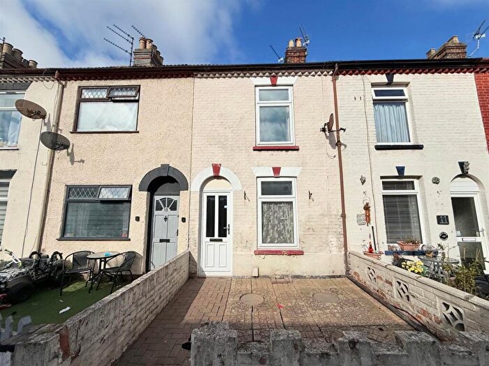2 Bedroom Terraced House For Sale In Winifred Road, Great Yarmouth, NR31