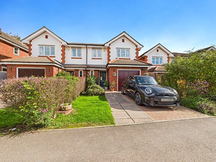 4 Bedroom Semi Detached House For Sale In Belsham Close, Chesham, Buckinghamshire, HP5