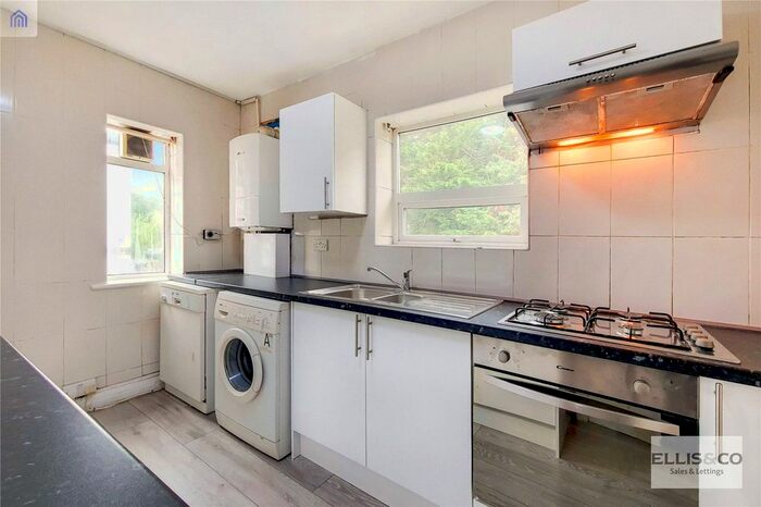 2 Bedroom Maisonette To Rent In Milford Gardens, Wembley, HA0
