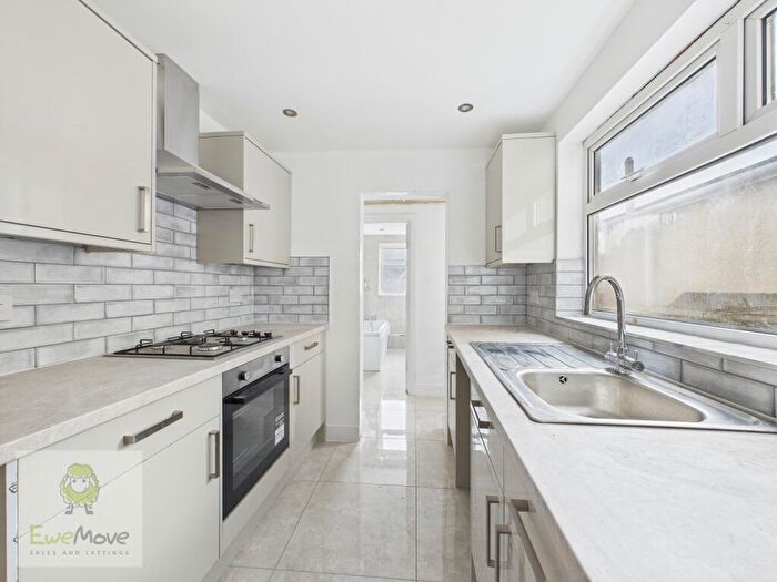 3 Bedroom Terraced House For Sale In Collis Street, Strood, Rochester, ME2