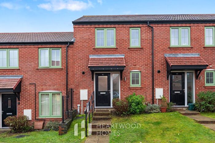 2 Bedroom Terraced House For Sale In Kestrel Way, St Albans, AL4