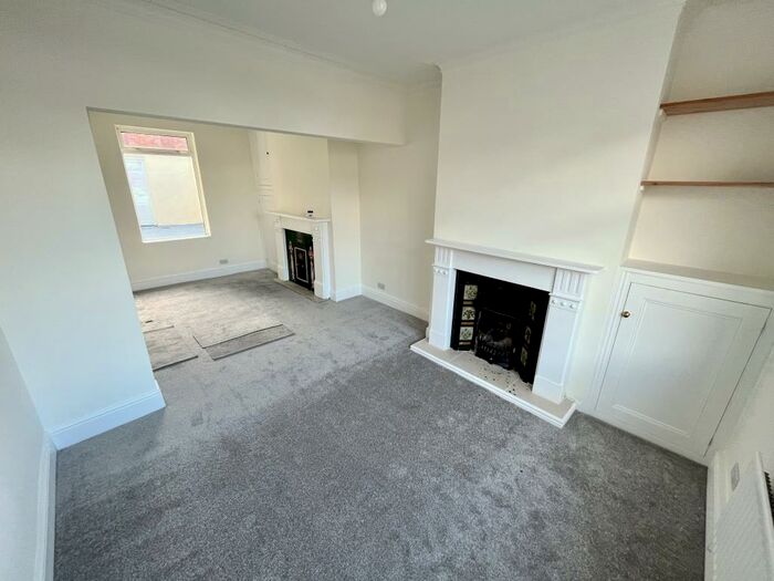 2 Bedroom Terraced House To Rent In Borough Road/ Central - Darlington, DL1