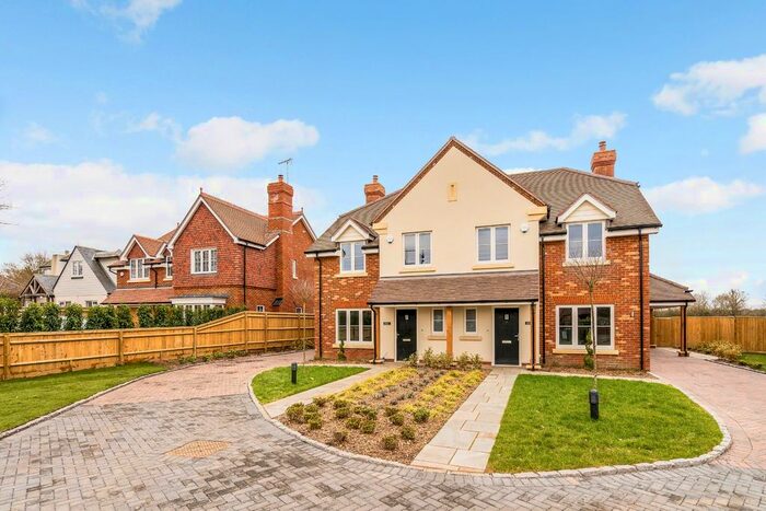 3 Bedroom Semi-Detached House To Rent In Maidens Green, Winkfield, Berkshire, SL4